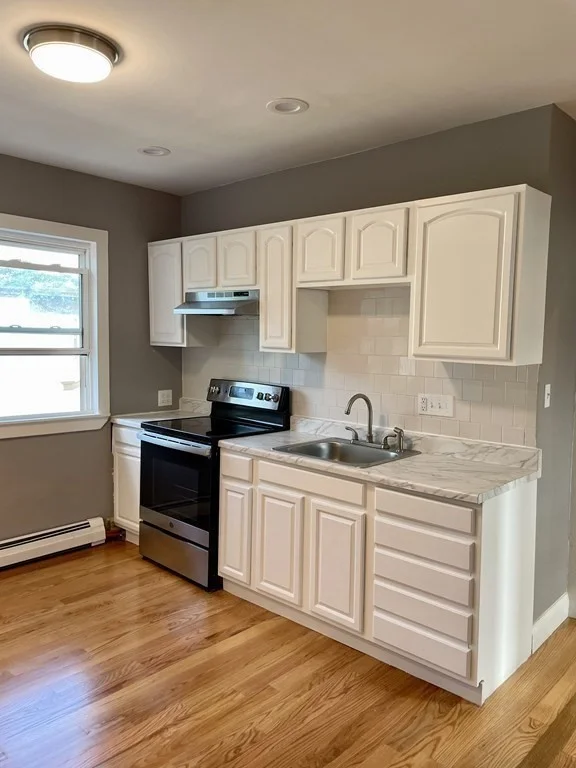 3 bed, 1 bath apartment for rent at 35 Cameron St Unit 3, Dorchester — photo 3 of 15