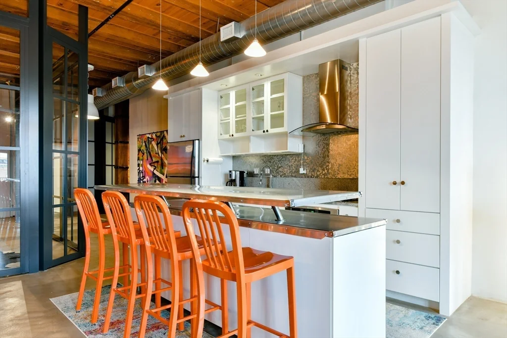 1 bed, 1 bath apartment for rent at 35 Channel Center St Unit 206, South Boston — photo 5 of 12