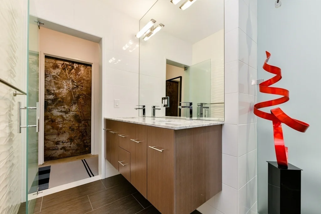 1 bed, 1 bath apartment for rent at 35 Channel Center St Unit 206, South Boston — photo 8 of 12