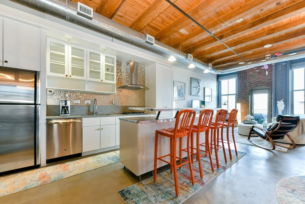 1 bed, 1 bath apartment for rent at 35 Channel Center St Unit 206, South Boston