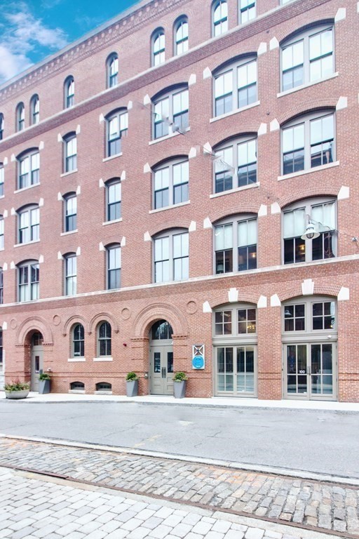 2 bed, 2 bath apartment for rent at 35 Channel Center St Unit 301, Seaport District — photo 37 of 39