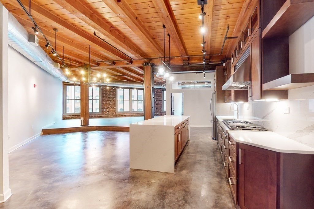 2 bed, 2 bath apartment for rent at 35 Channel Center St Unit 301, Seaport District — photo 5 of 39