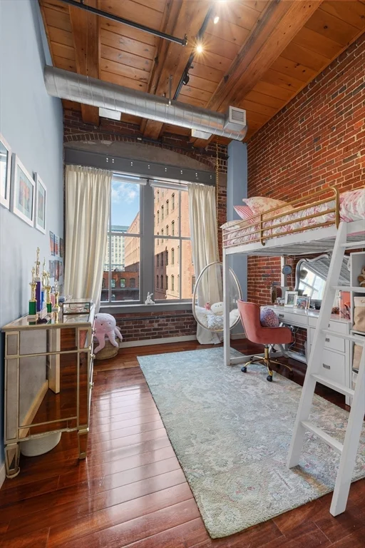 3 bed, 2 bath apartment for rent at 35 Channel Center Unit 210, South Boston — photo 12 of 24