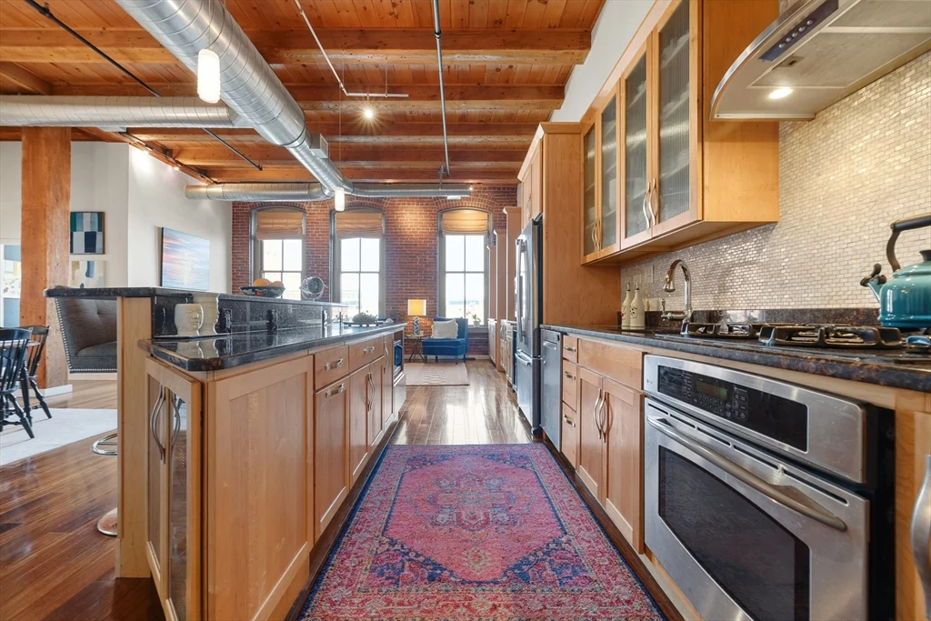 3 bed, 2 bath apartment for rent at 35 Channel Center Unit 210, South Boston — photo 3 of 24