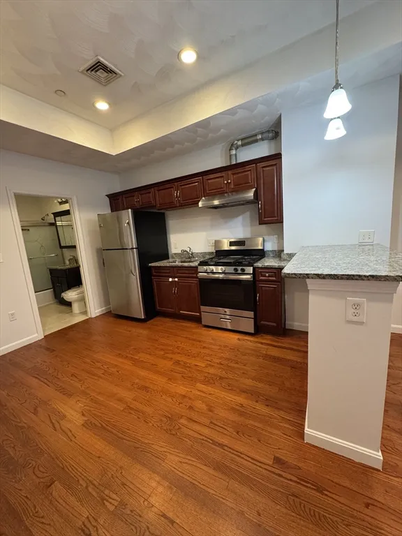 2 bed, 1 bath apartment for rent at 35 Cherry St Unit 35, Chelsea — photo 2 of 10