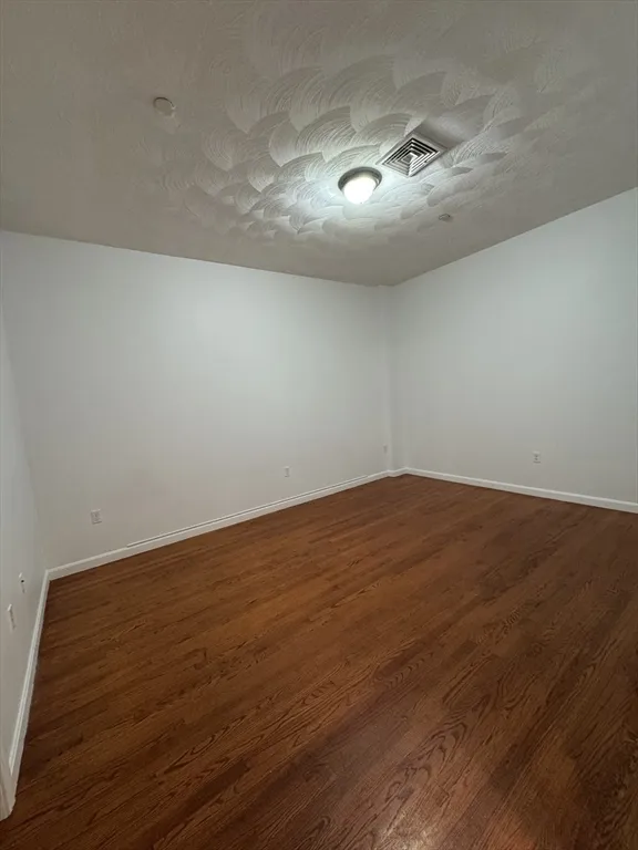 2 bed, 1 bath apartment for rent at 35 Cherry St Unit 35, Chelsea — photo 6 of 10