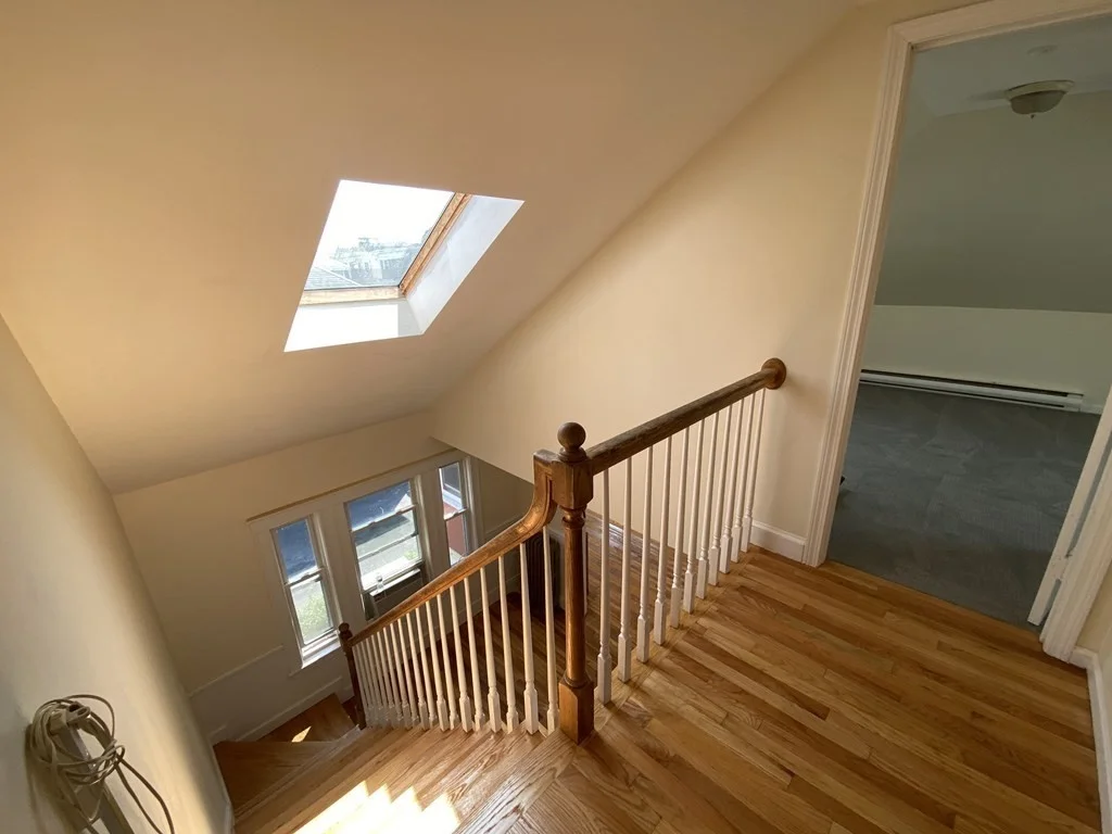 5 bed, 2 bath apartment for rent at 35 Claymoss Unit 35, Boston — photo 4 of 16