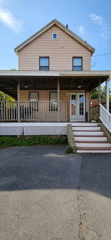 2 bed, 1 bath apartment for rent at 35 Clyde St, Needham — photo 1 of 9