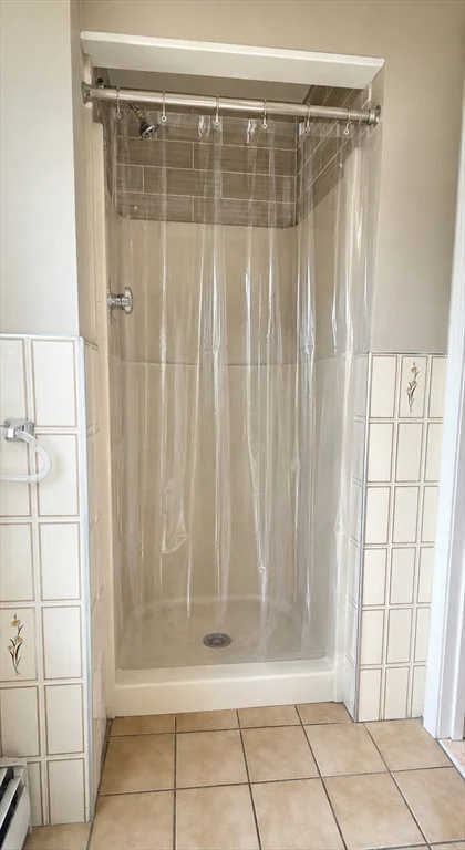 2 bed, 1 bath apartment for rent at 35 Clyde St, Needham — photo 3 of 9