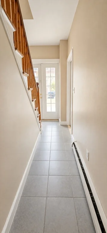 2 bed, 1 bath apartment for rent at 35 Clyde St, Needham — photo 6 of 9