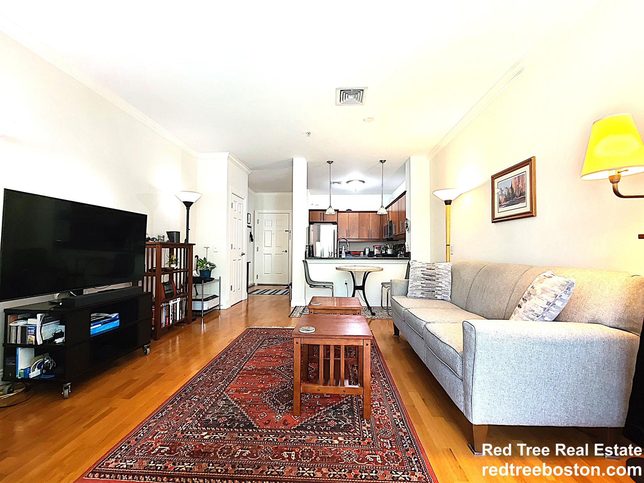 1 bed, 1 bath apartment for rent at 35 Commonwealth Ave Unit 204, Chestnut Hill — photo 4 of 13