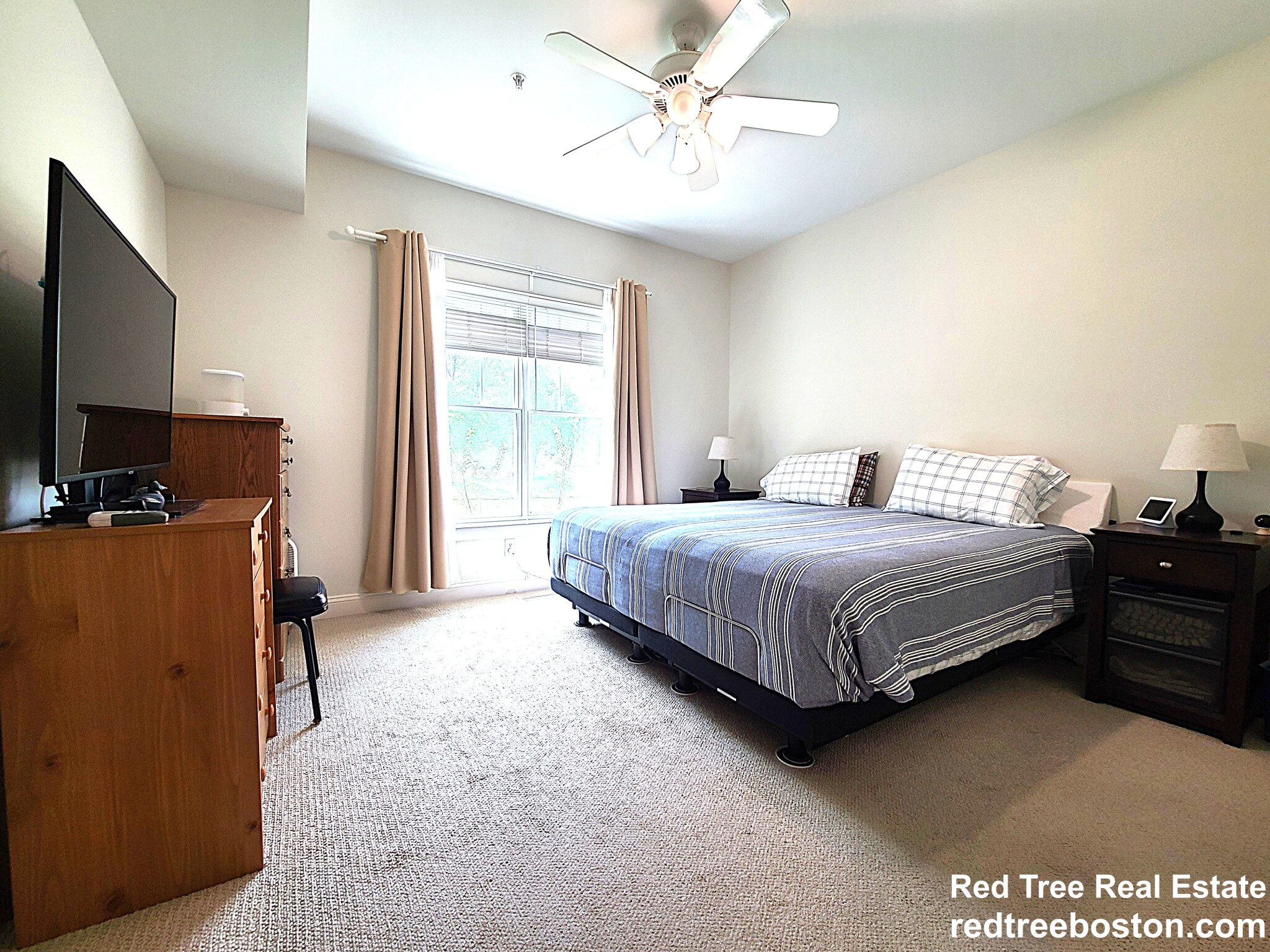 1 bed, 1 bath apartment for rent at 35 Commonwealth Ave Unit 204, Chestnut Hill — photo 7 of 13