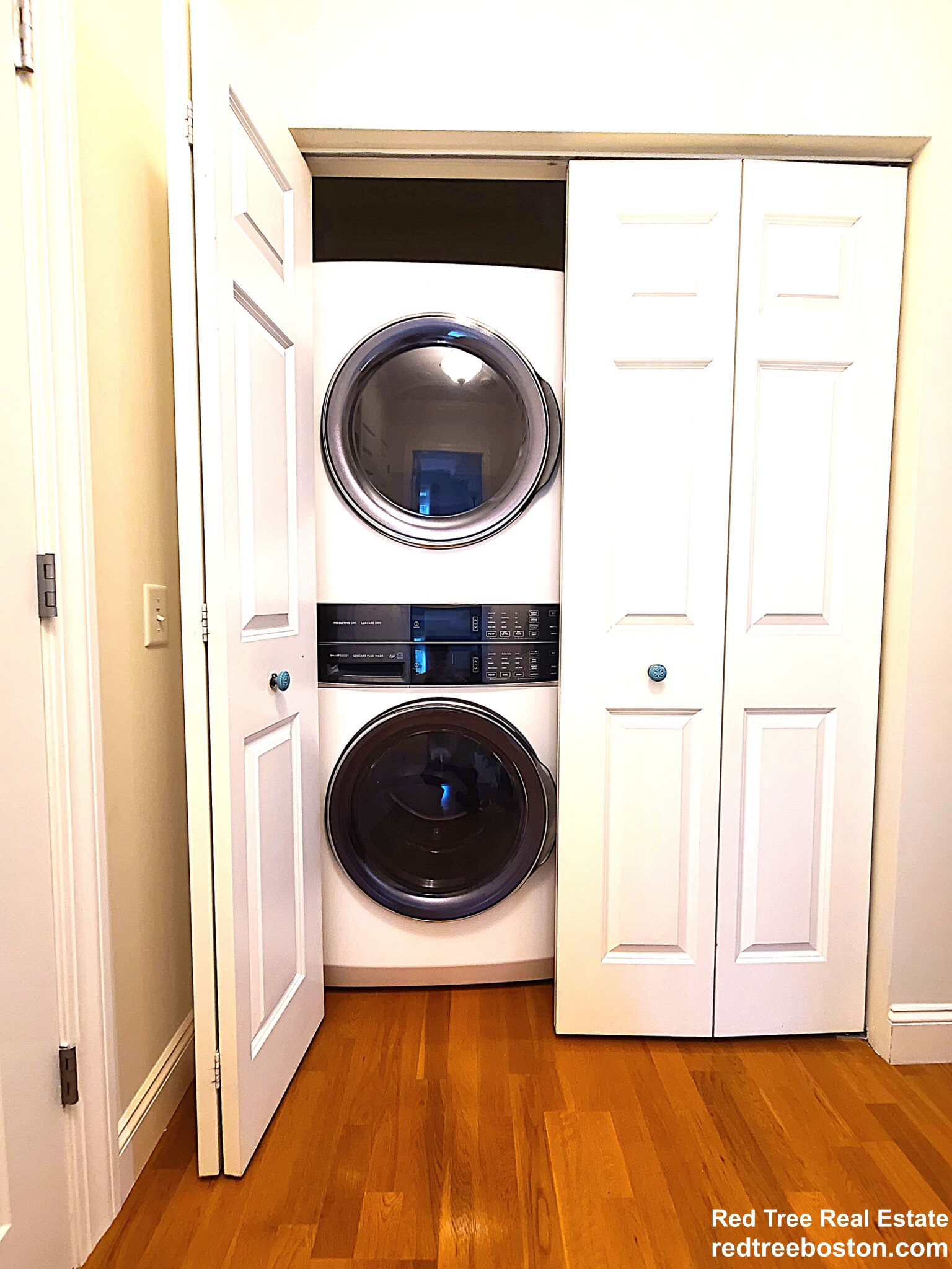 1 bed, 1 bath apartment for rent at 35 Commonwealth Ave Unit 204, Chestnut Hill — photo 10 of 13