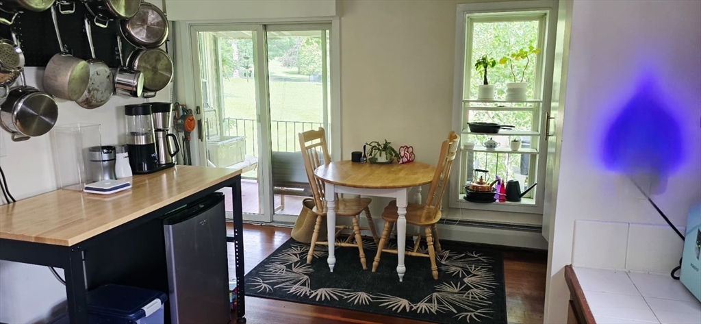 2 bed, 1 bath apartment for rent at 35 Commonwealth St Unit 2, Watertown — photo 13 of 13