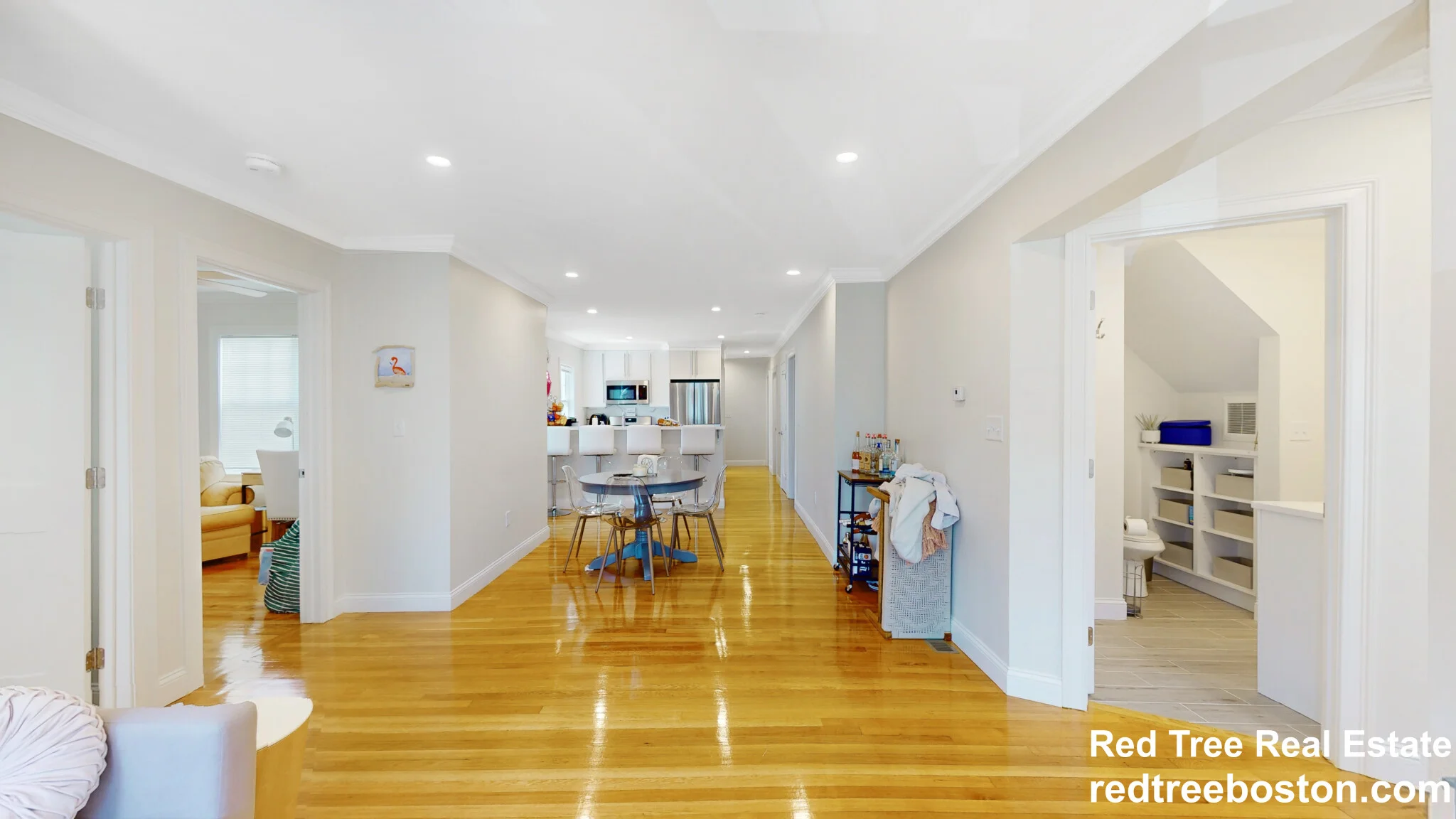 4 bed, 2.5 bath apartment for rent at 35 Crosby Rd Unit 1, Chestnut Hill — photo 2 of 16