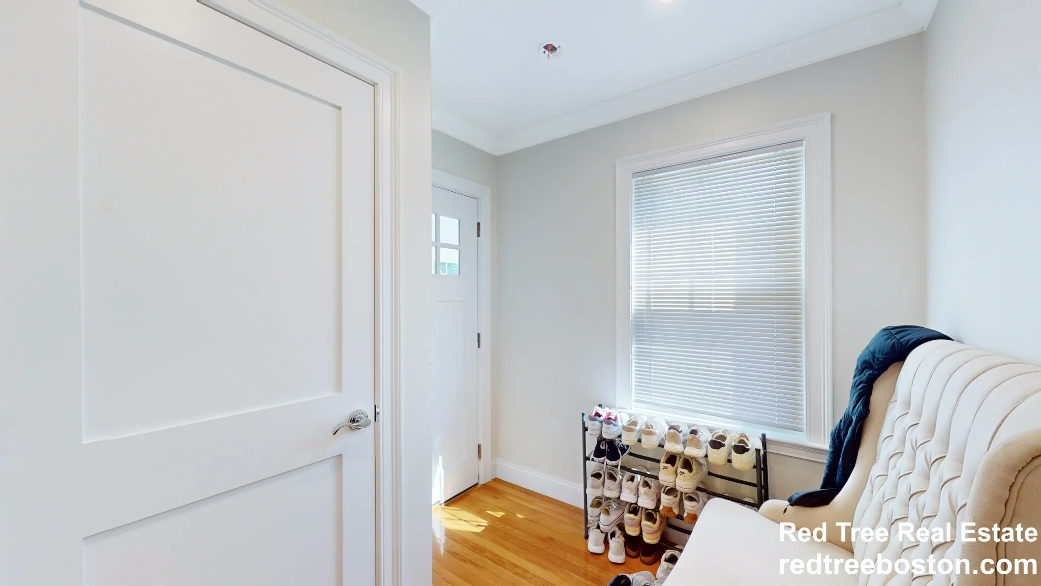 4 bed, 2.5 bath apartment for rent at 35 Crosby Rd Unit 1, Chestnut Hill — photo 5 of 16