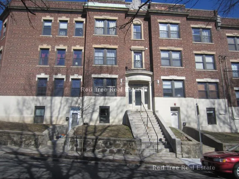 4 bed, 1 bath apartment for rent at 35 Cummings Rd Unit 1, Brighton — photo 12 of 12