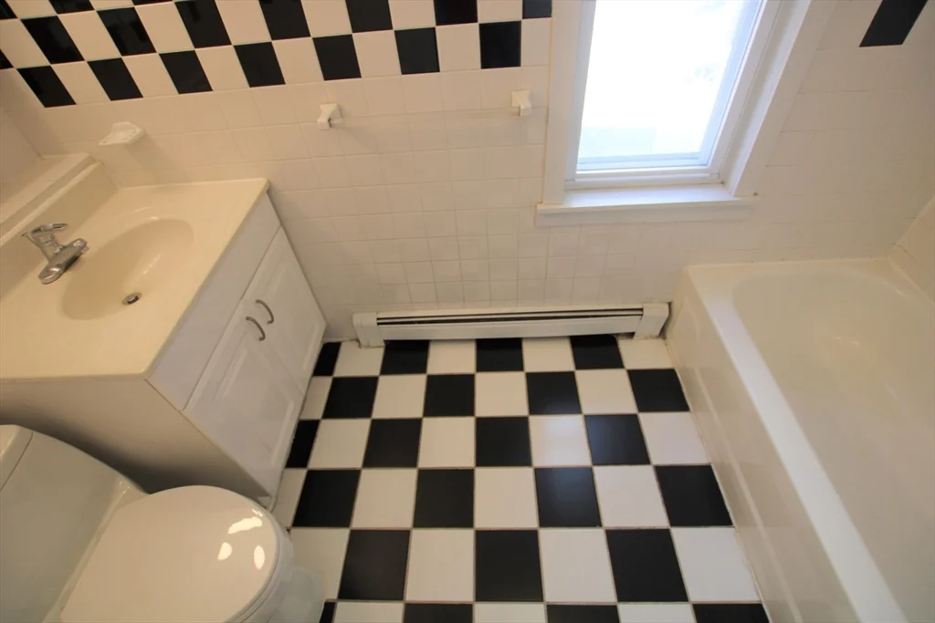 2 bed, 1 bath apartment for rent at 35 Danforth St Unit 2, Jamaica Plain — photo 14 of 15