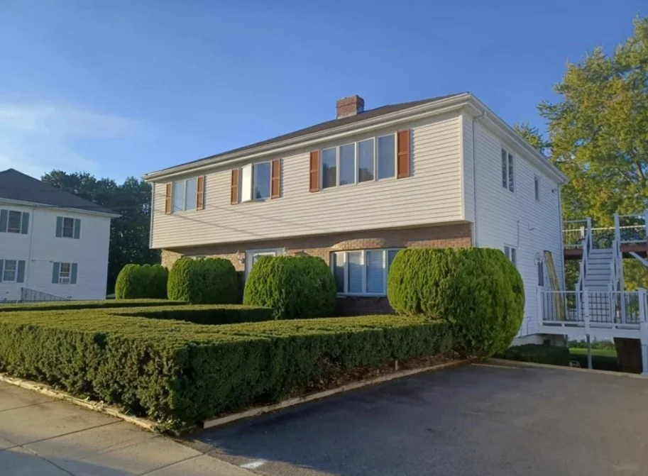 2 bed, 2 bath apartment for rent at 35 Danny Rd Unit 35, Hyde Park — photo 2 of 12