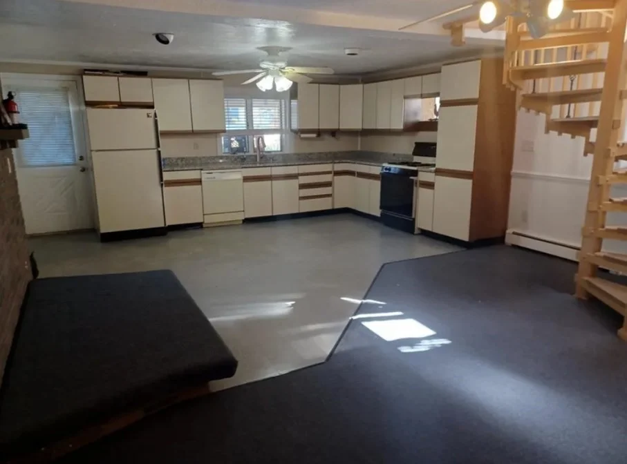 2 bed, 2 bath apartment for rent at 35 Danny Rd Unit 35A, Hyde Park — photo 9 of 13