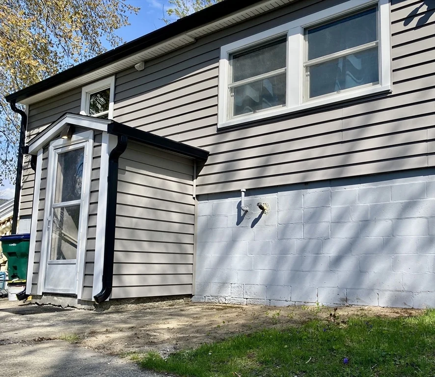1 bed, 1 bath apartment for rent at 35 Denton St Unit 2, Lowell — photo 18 of 22