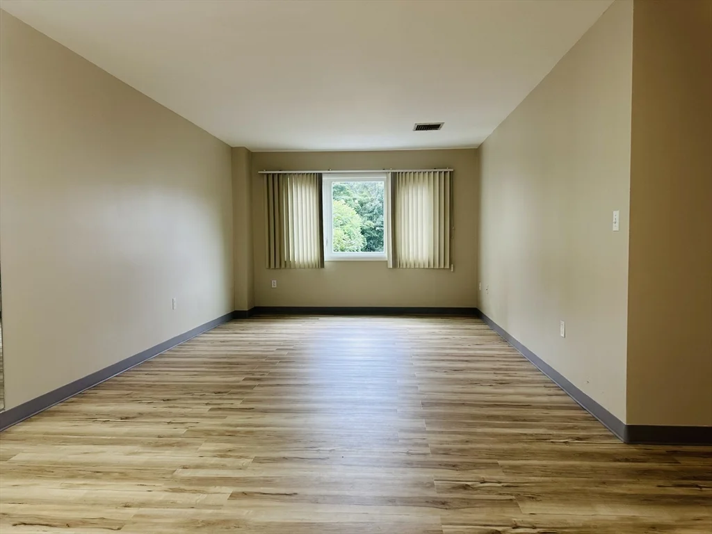 2 bed, 2 bath apartment for rent at 35 Desmoines Rd Unit 203, Quincy — photo 4 of 18