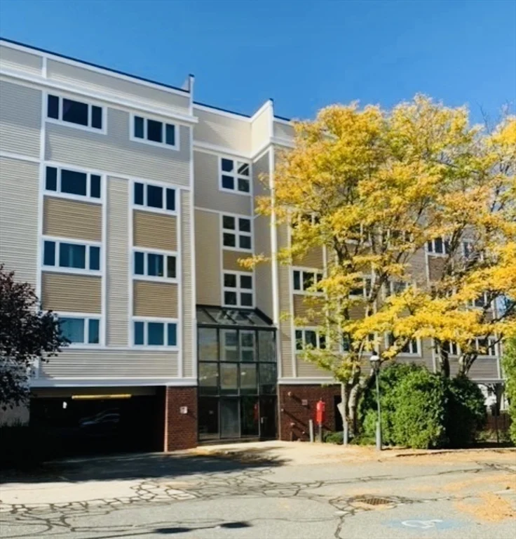 2 bed, 2 bath apartment for rent at 35 Desmoines Rd Unit 203, Quincy — photo 2 of 18