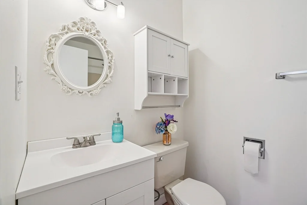 2 bed, 2 bath apartment for rent at 35 Desmoines Rd Unit 209, Quincy — photo 17 of 21