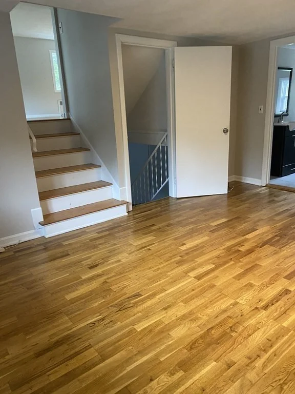 3 bed, 1 bath apartment for rent at 35 Dunedin Rd, Wellesley — photo 17 of 25
