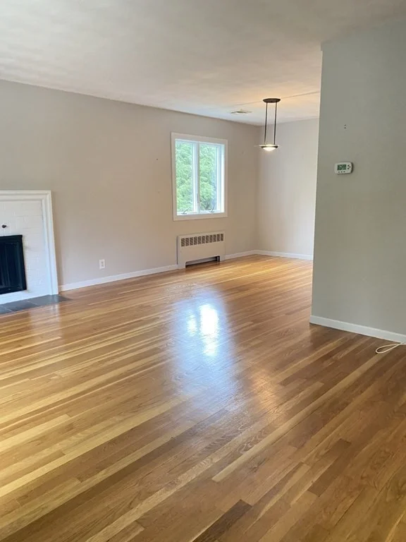 3 bed, 1 bath apartment for rent at 35 Dunedin Rd, Wellesley — photo 6 of 25