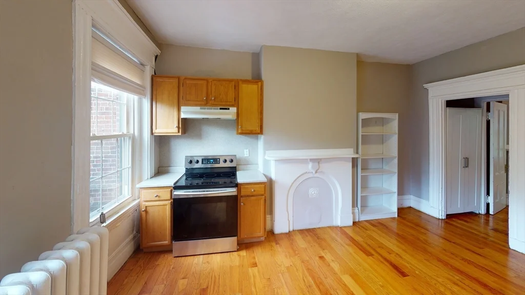 1 bed, 1 bath apartment for rent at 35 Dwight St Unit 2, South End — photo 2 of 6