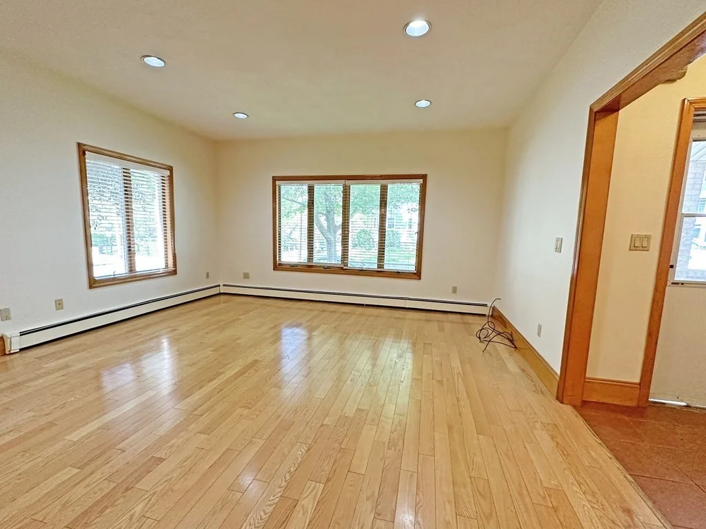 3 bed, 2 bath apartment for rent at 35 Eddy St Unit 35, West Newton — photo 5 of 15