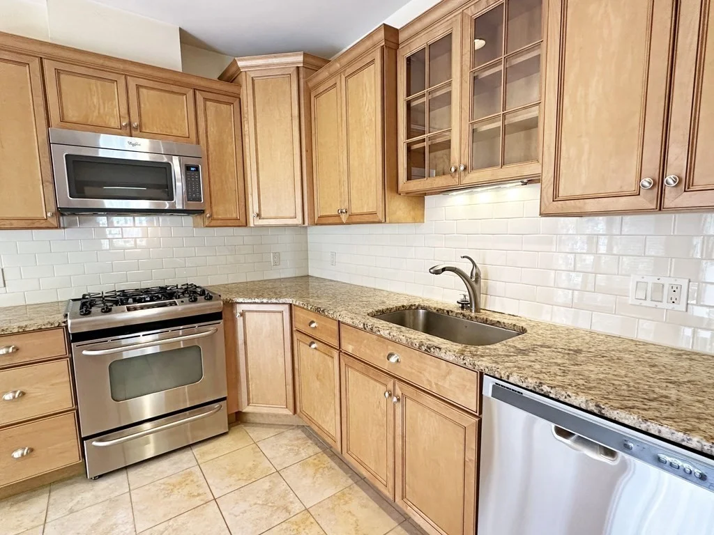 3 bed, 2 bath apartment for rent at 35 Eddy St Unit 35, West Newton — photo 8 of 15
