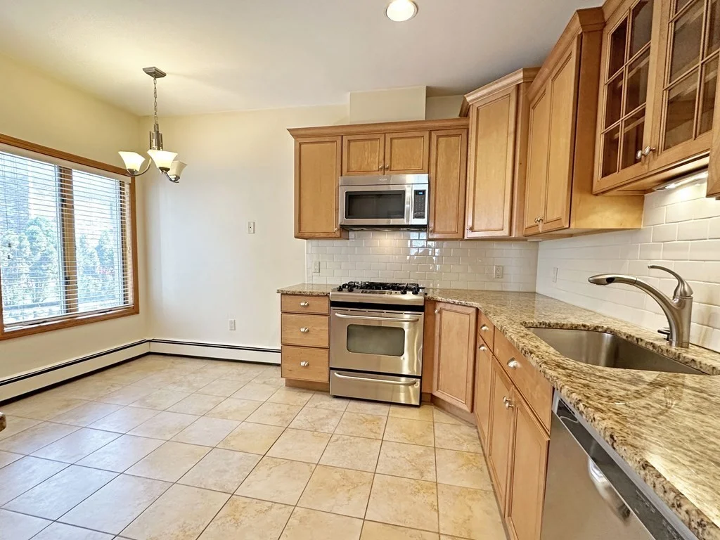 3 bed, 2 bath apartment for rent at 35 Eddy St Unit 35, West Newton — photo 6 of 15