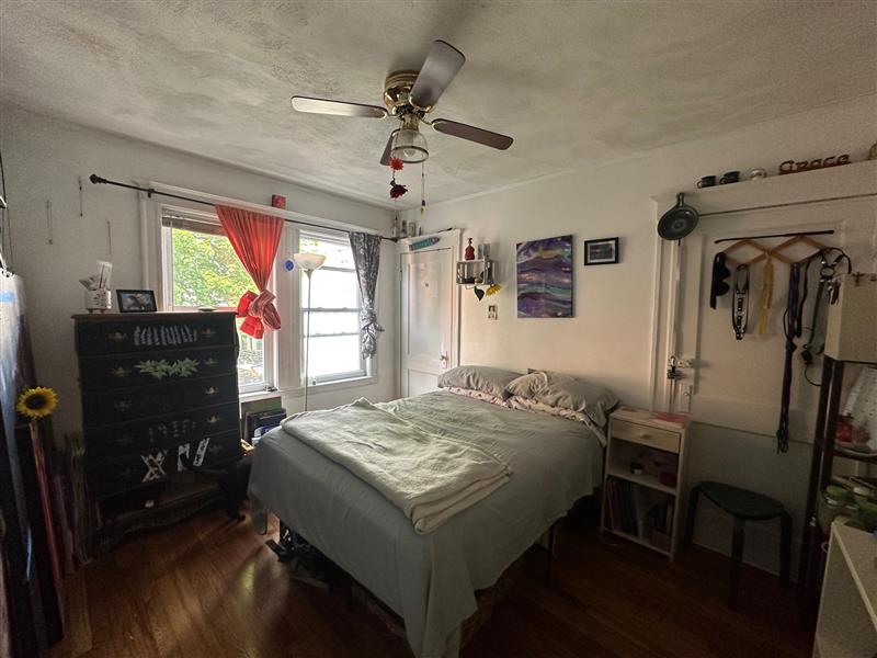 3 bed, 1 bath apartment for rent at 35 Edgar Ave Unit 1, Winter Hill — photo 11 of 12