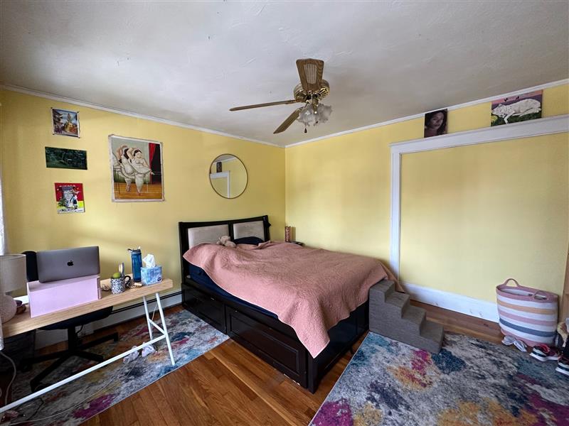 3 bed, 1 bath apartment for rent at 35 Edgar Ave Unit 1, Winter Hill — photo 6 of 12