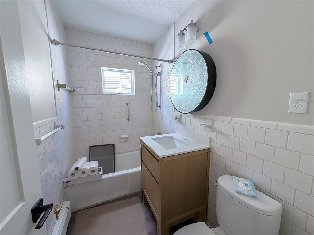 3 bed, 1 bath apartment for rent at 35 Eliot St Unit 35, Medford — photo 15 of 17