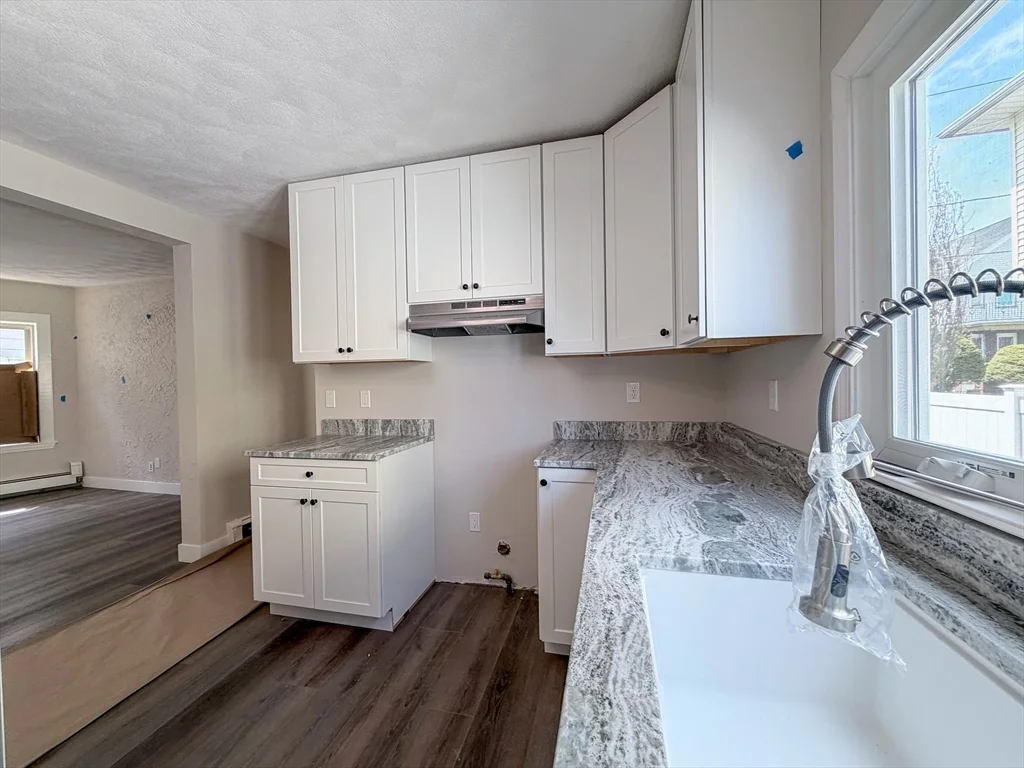 3 bed, 1 bath apartment for rent at 35 Eliot St Unit 35, Medford — photo 2 of 17
