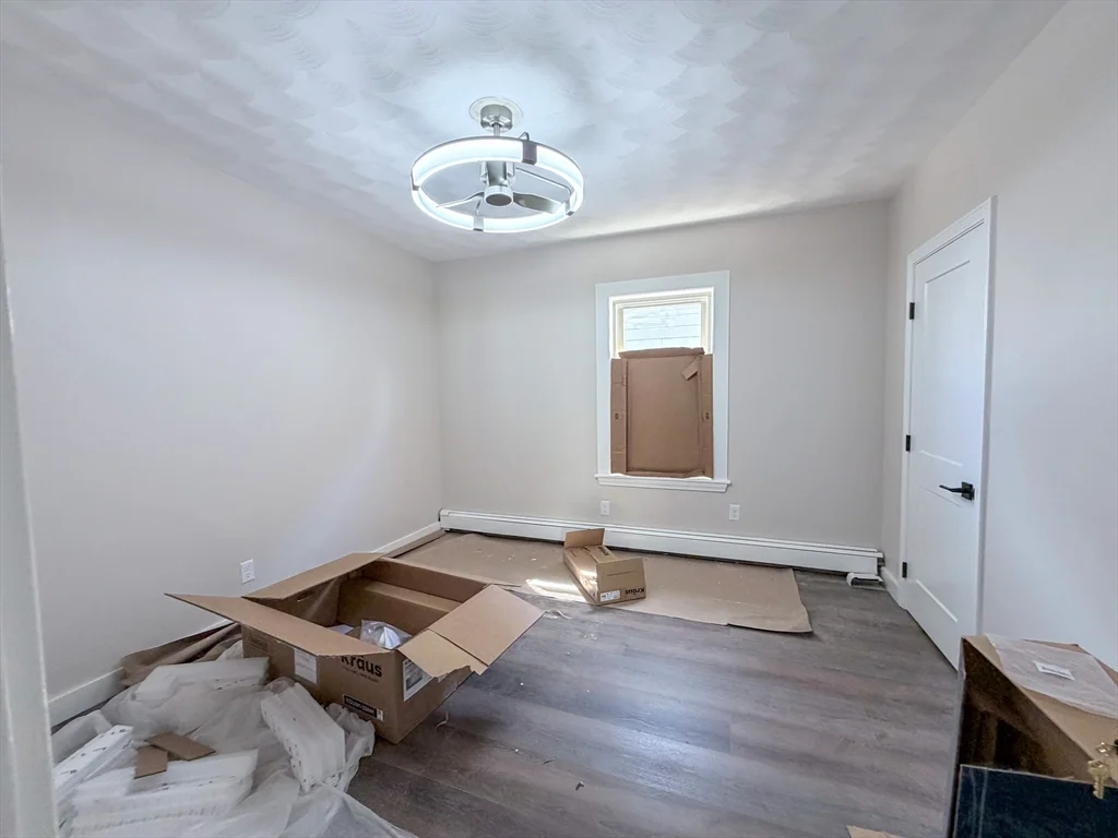 3 bed, 1 bath apartment for rent at 35 Eliot St Unit 35, Medford — photo 9 of 17