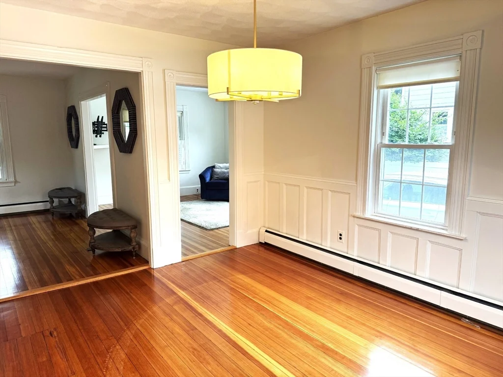 3 bed, 2 bath apartment for rent at 35 Emerson St, Wakefield — photo 6 of 22