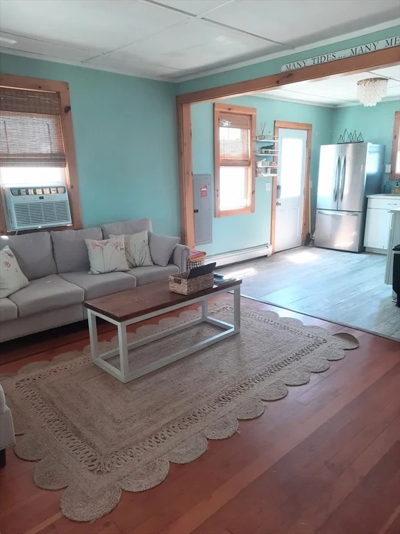3 bed, 1 bath apartment for rent at 35 Everson Rd Unit 35, Marshfield — photo 2 of 7