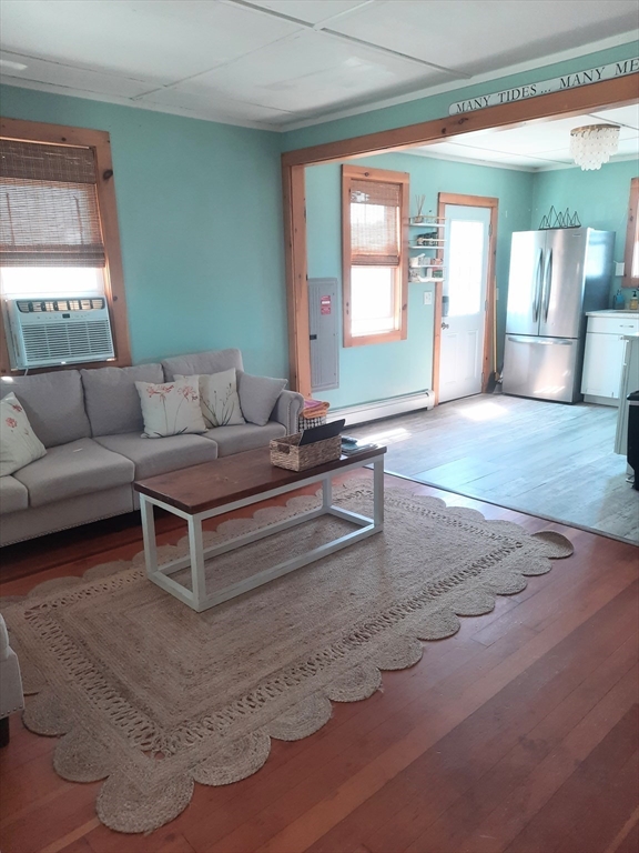 3 bed, 1 bath apartment for rent at 35 Everson Rd Unit 35, Marshfield — photo 2 of 7