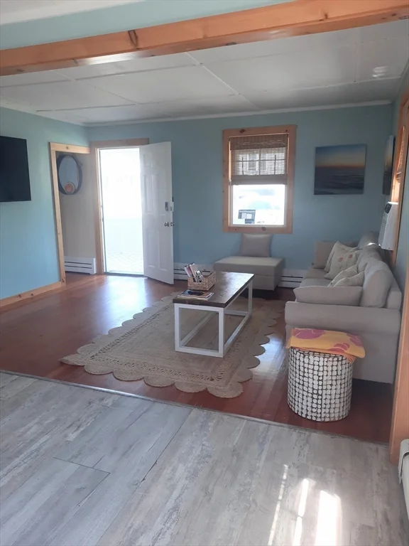 3 bed, 1 bath apartment for rent at 35 Everson Rd Unit 35, Marshfield — photo 4 of 7