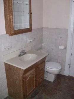 3 bed, 1 bath apartment for rent at 35 Fairmont St Unit 1, Arlington — photo 5 of 11