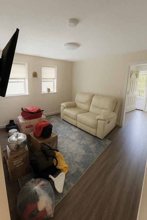 3 bed, 1 bath apartment for rent at 35 Fairmont St Unit 3, Malden — photo 2 of 15