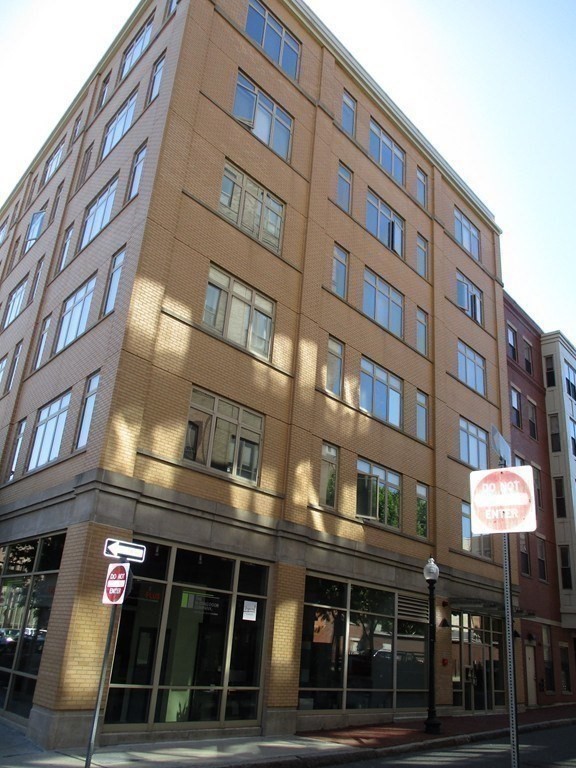 Studio bed, 1 bath apartment for rent at 35 Fay St Unit 410, South End — photo 20 of 24