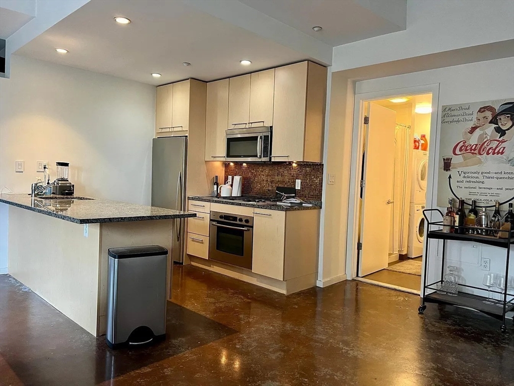 1 bed, 1 bath apartment for rent at 35 Fay Unit 314, South End — photo 4 of 11