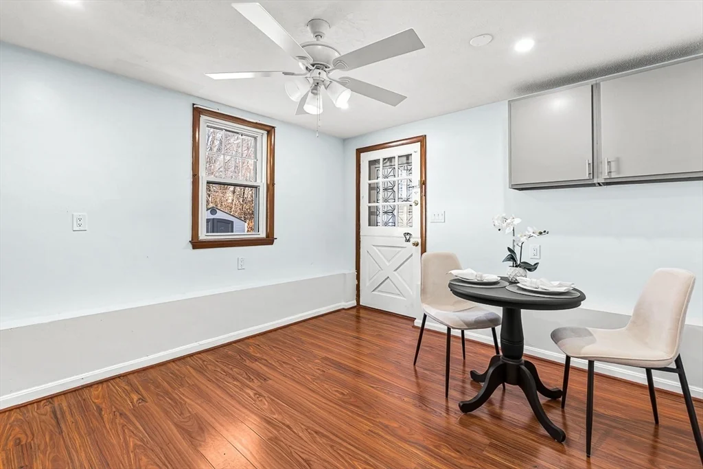 5 bed, 3 bath apartment for rent at 35 Fells Avenue Ter, North Medford — photo 12 of 34