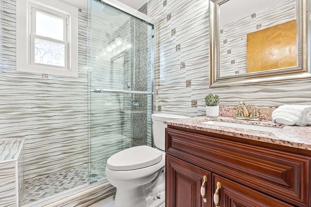 5 bed, 3 bath apartment for rent at 35 Fells Avenue Ter, North Medford — photo 14 of 34