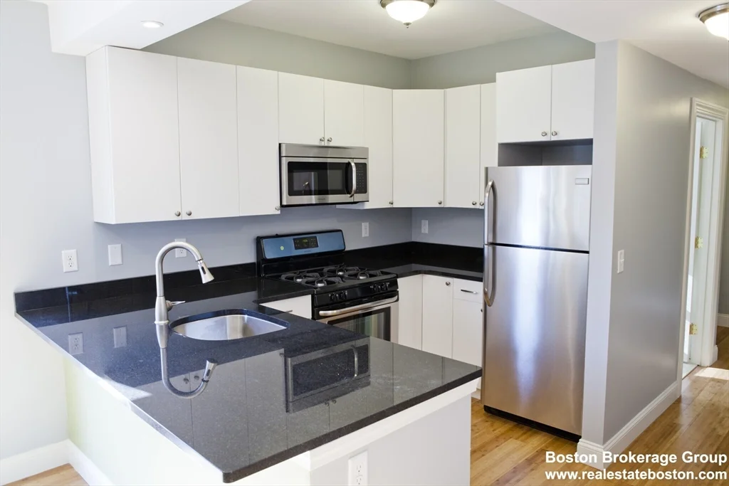 4 bed, 2 bath apartment for rent at 35 Forbes Unit 2, Jamaica Plain — photo 1 of 11